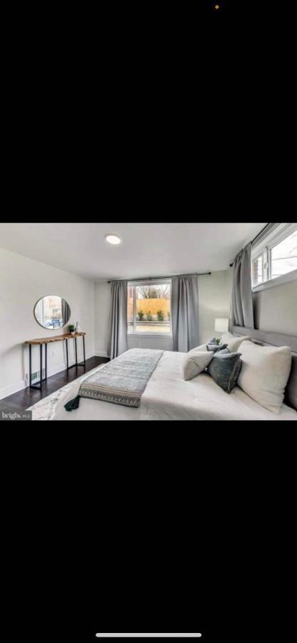 וושינגטון Lovely 1-Bedroom Rental Unit With Free Parking מראה חיצוני תמונה